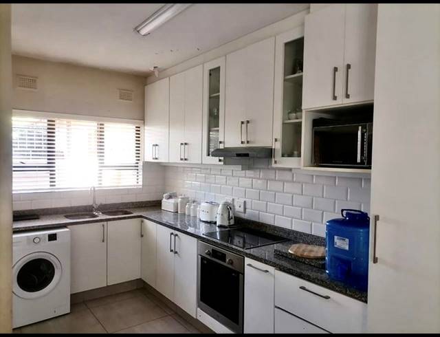 3 BEDROOM TOWNHOUSE FOR SALE IN WARNER BEACH